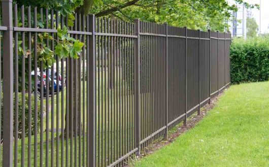 Metal industrial security fencing